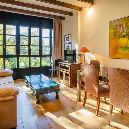 Apartamento Turísticos Nieves Póo
