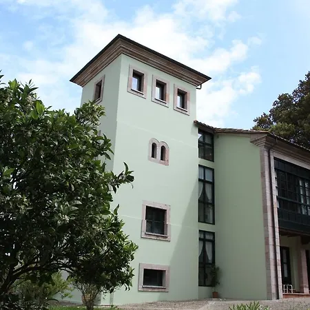 Turísticos Nieves Apartamento Póo